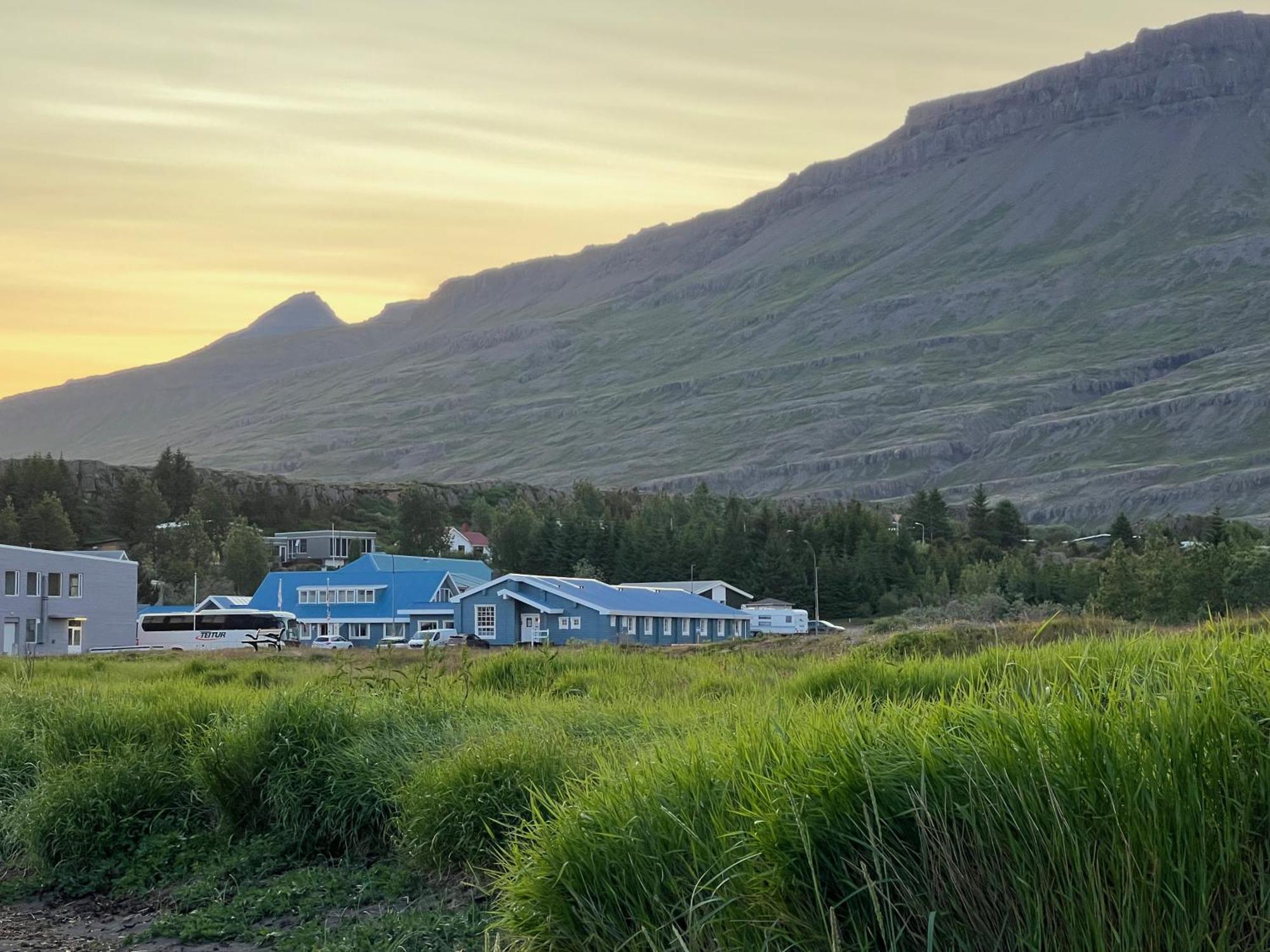 Hotel Breiðdalsvík エクステリア 写真