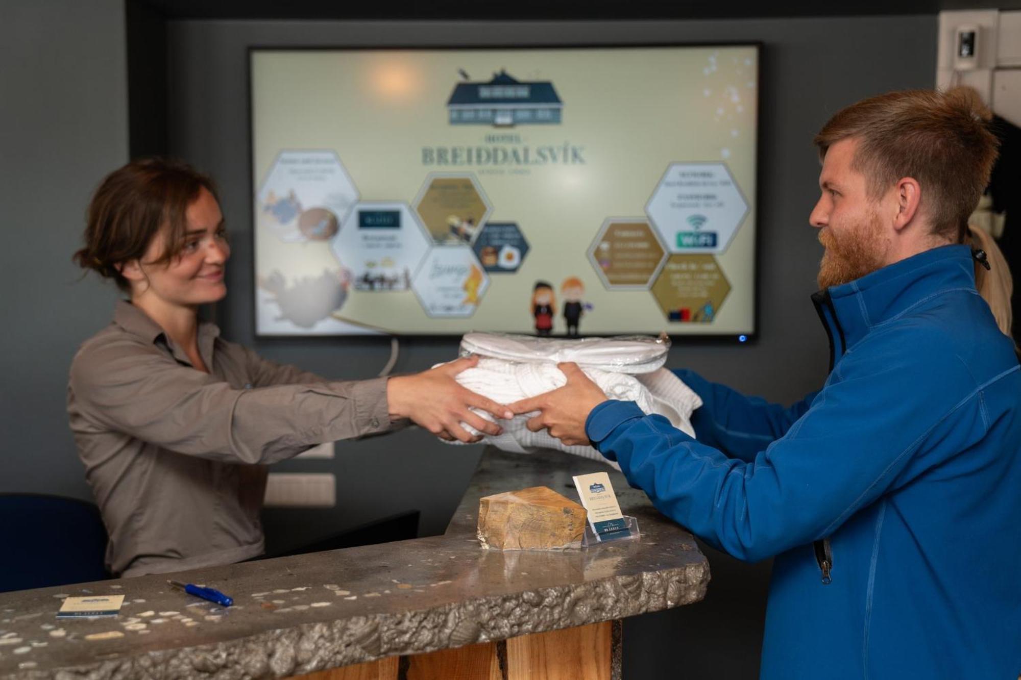 Hotel Breiðdalsvík エクステリア 写真