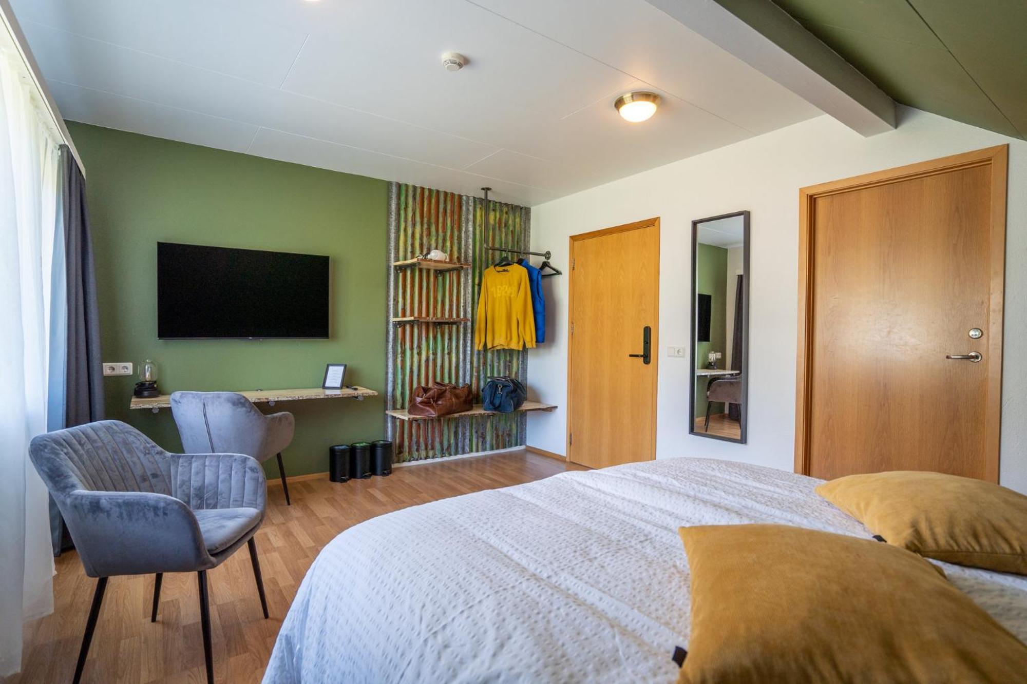 Hotel Breiðdalsvík エクステリア 写真