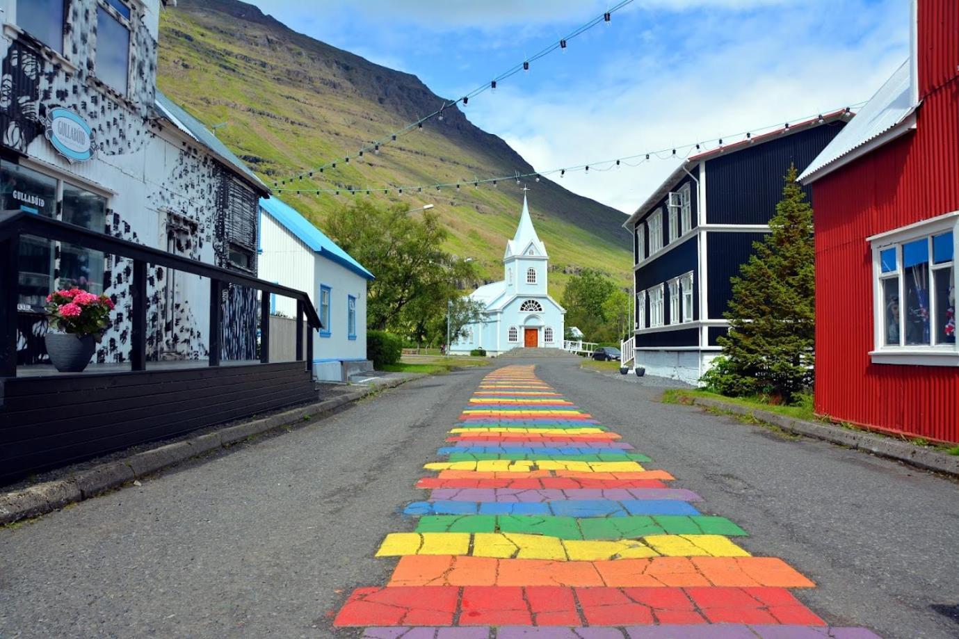 Hotel Breiðdalsvík エクステリア 写真