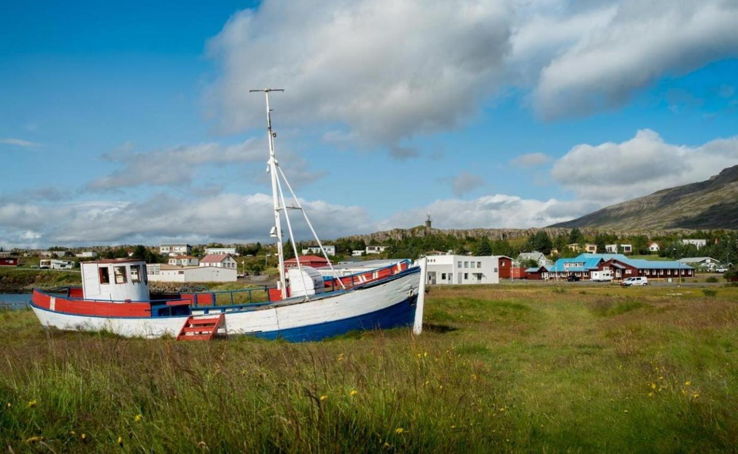 Hotel Breiðdalsvík エクステリア 写真